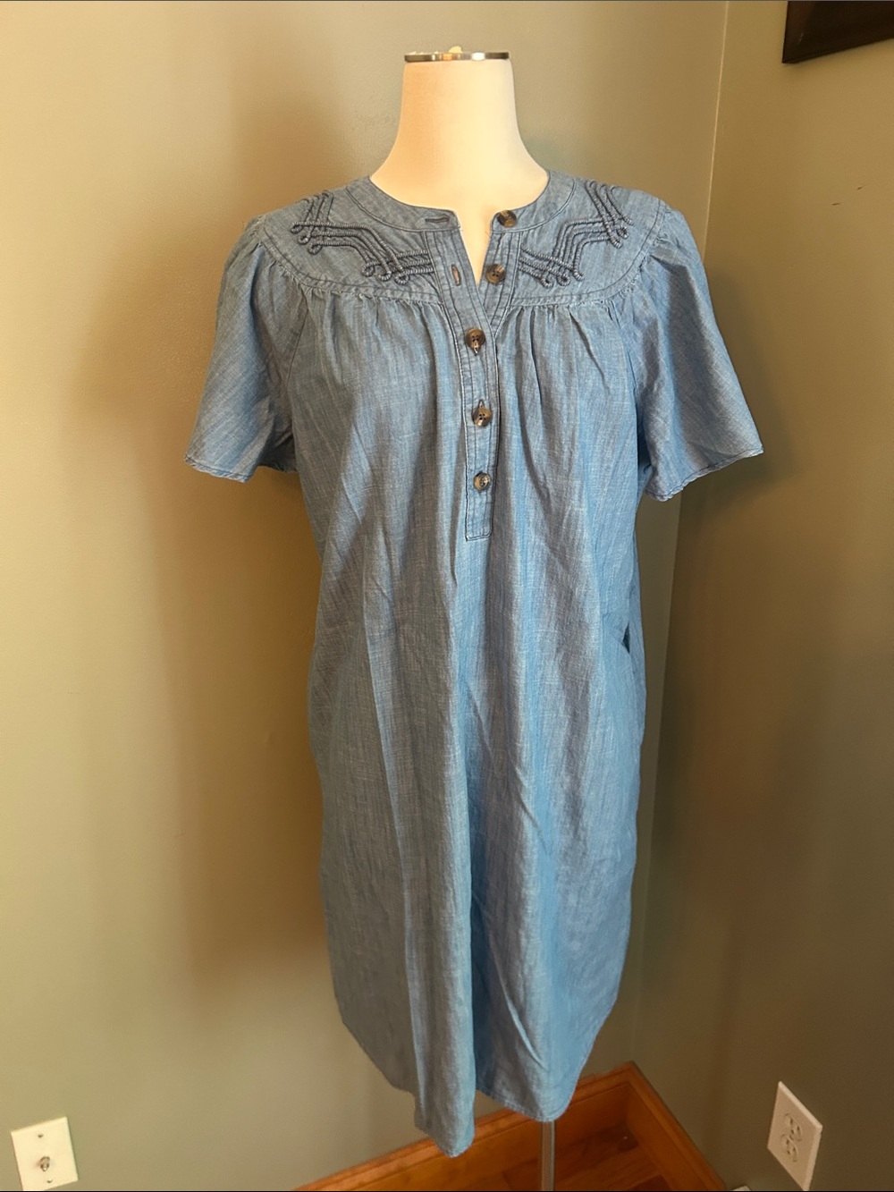 Light Blue Chambray Short Sleeve Dress